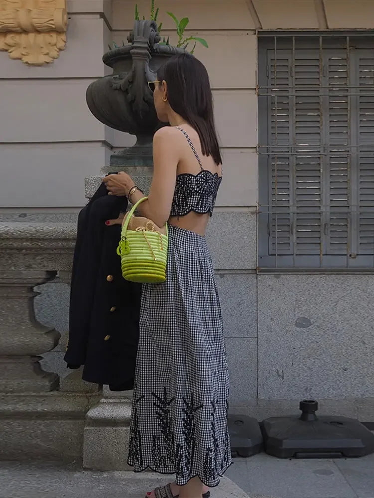 Clara | Chic kockás ruha