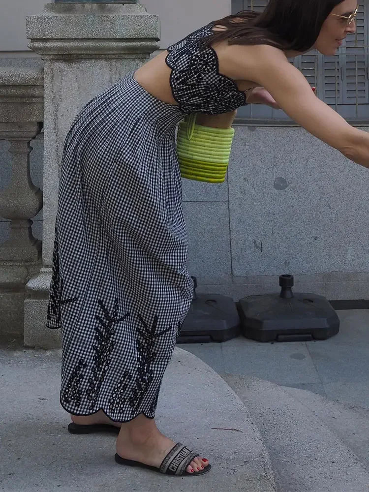 Clara | Chic kockás ruha