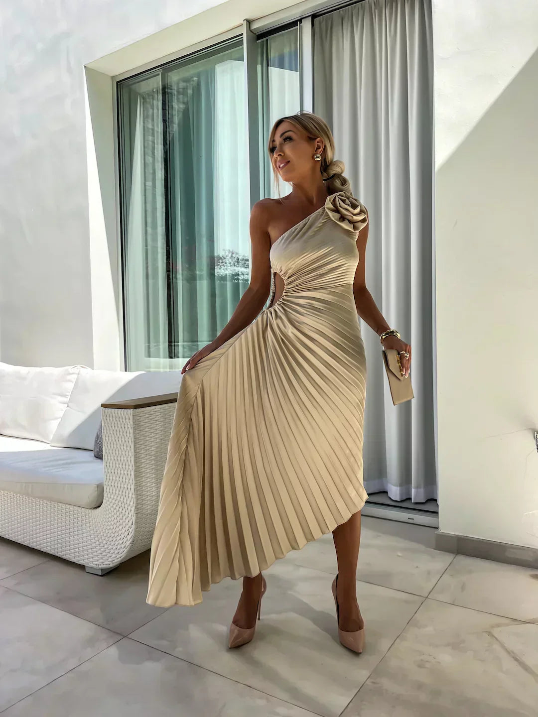 Camila | Romantikus virágos ruha
