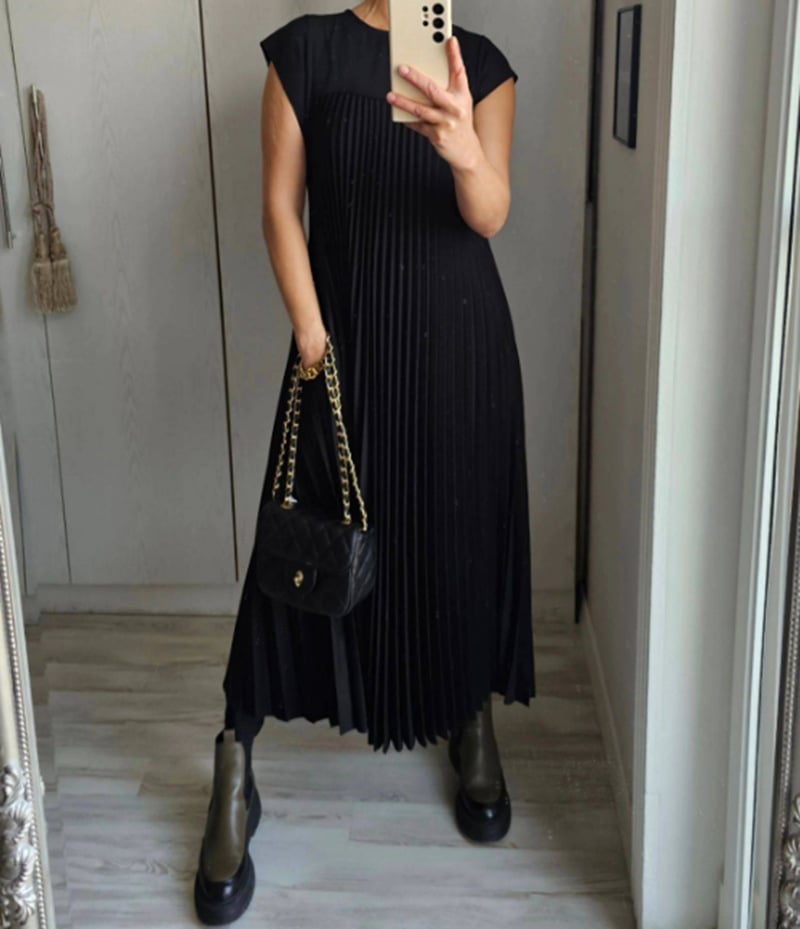 Sorrel | Elegáns, varrott, redős maxi ruha