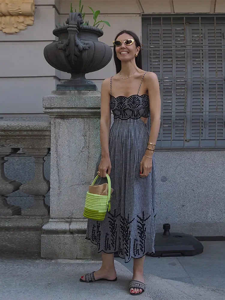 Clara | Chic kockás ruha