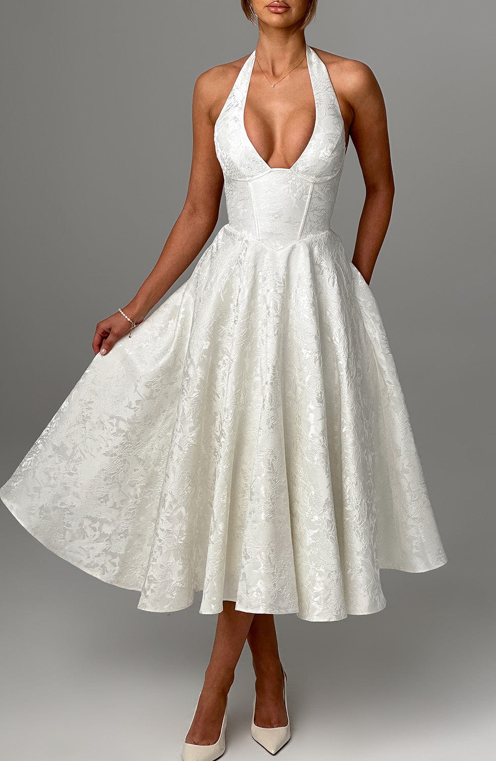 Renata | Jacquard csipkés derékú maxi ruha